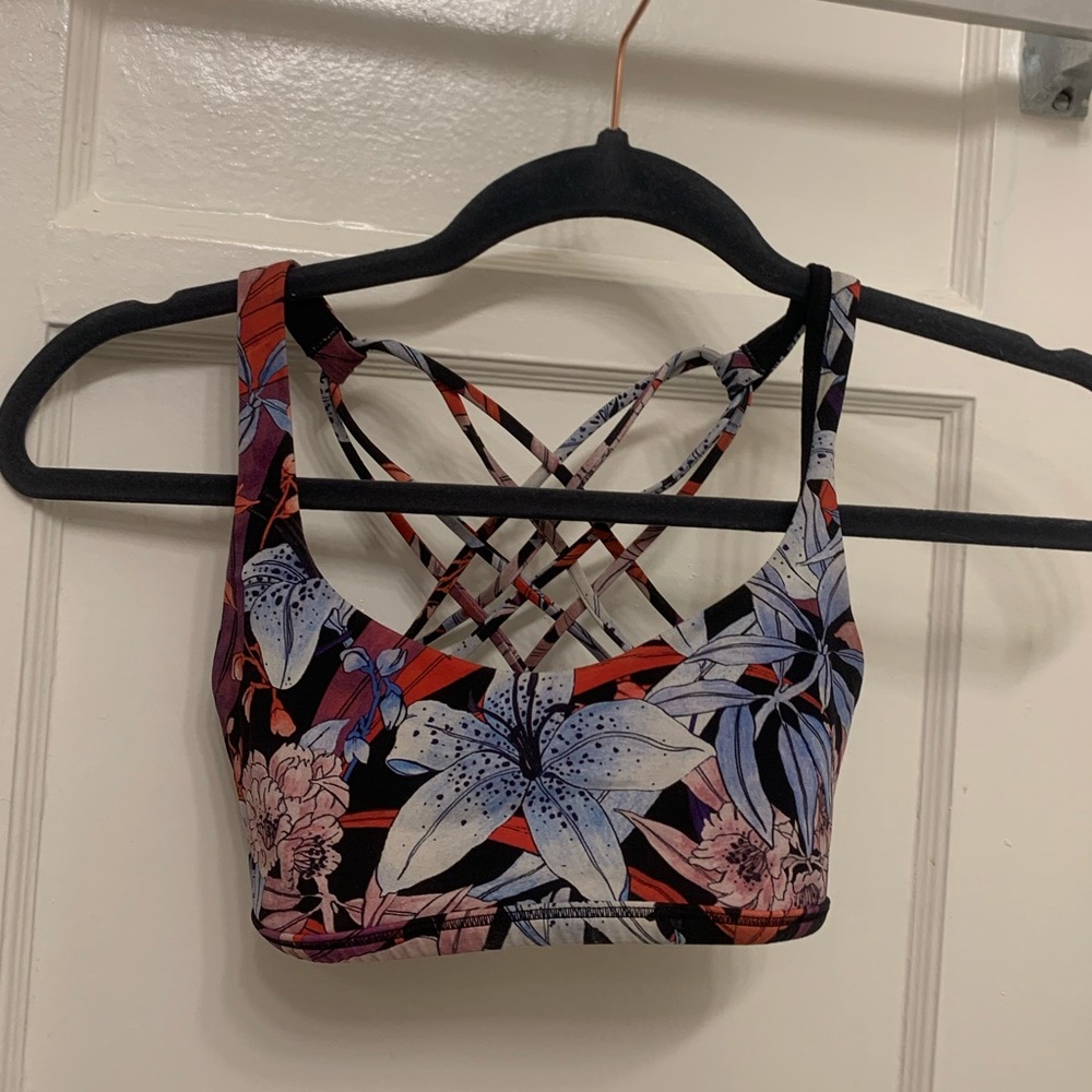 Lululemon Free to Be Wild Bra